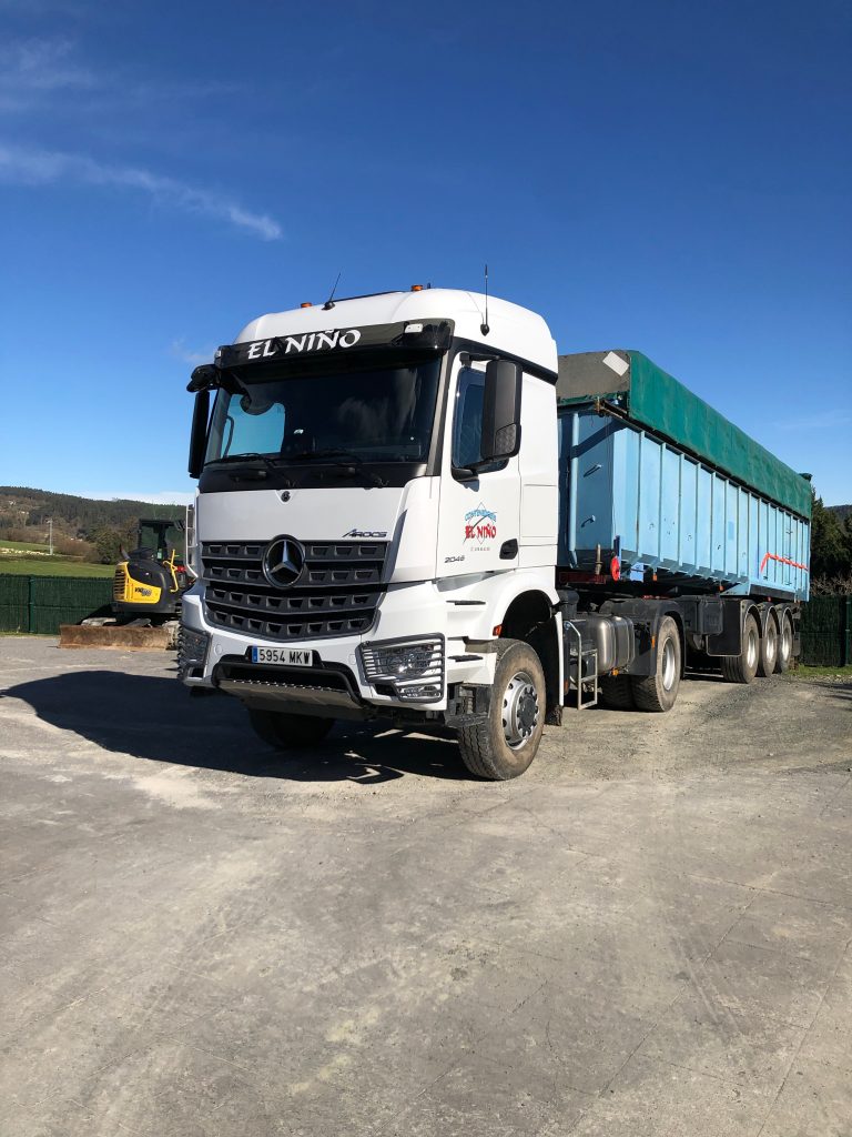 Bañera 45 M3 transportes y excavaciones El Niño